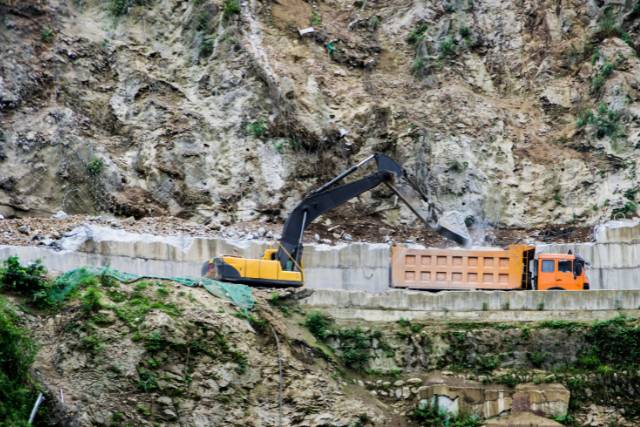 Mimiti Architects & Interior Designers - Geotechnical Engineer | Slope Stability analysis Page