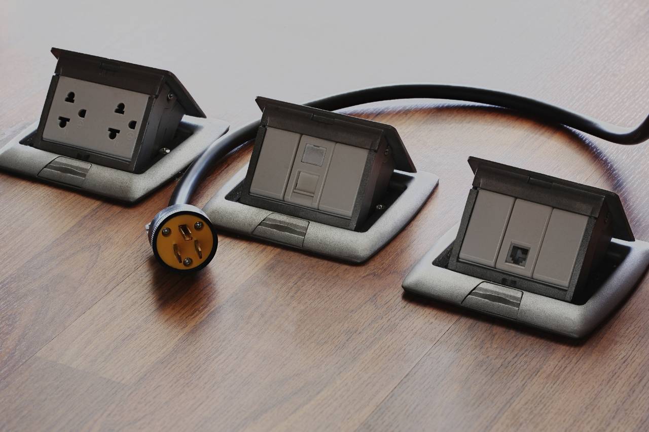 2025 Trends: How Smart Homes Are Changing Electrical Installations | Mimiti
