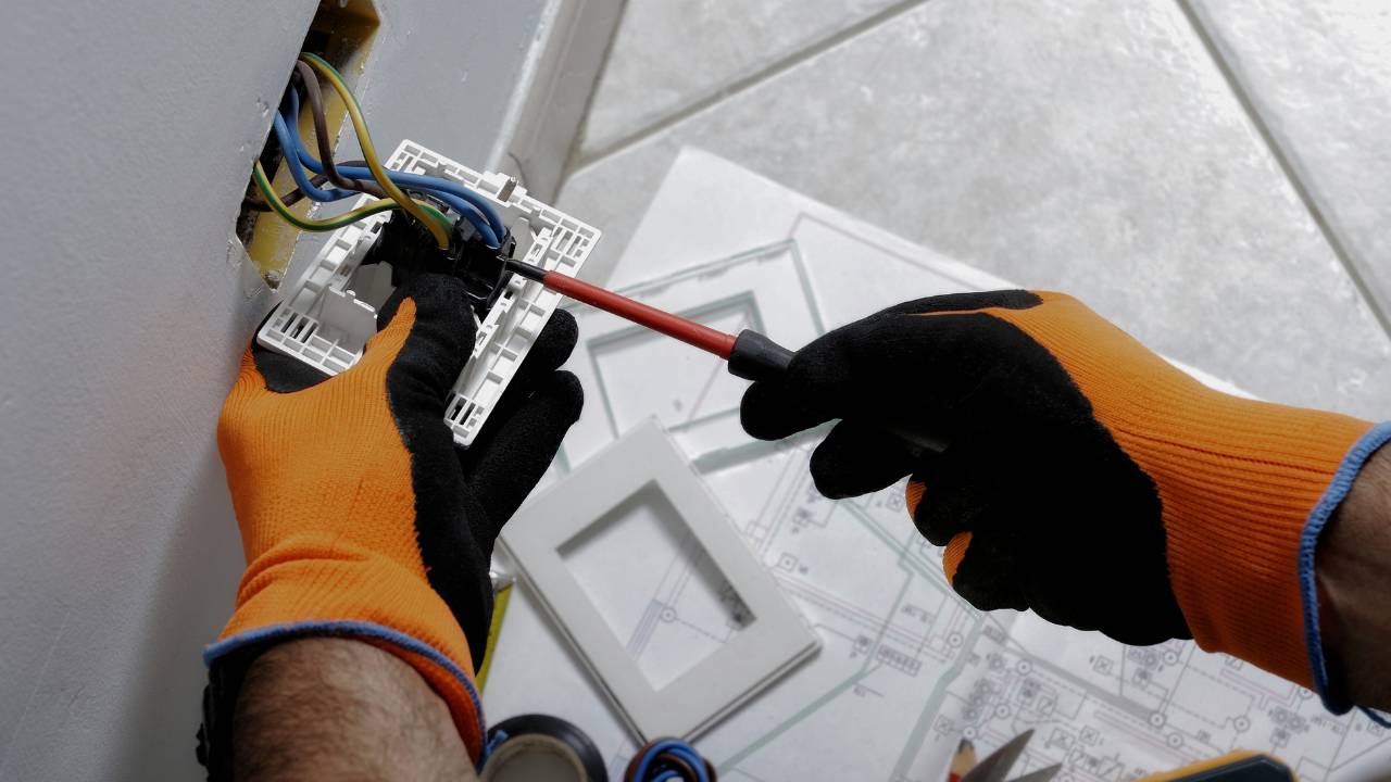 Signs Your Home Needs Electrical Rewiring