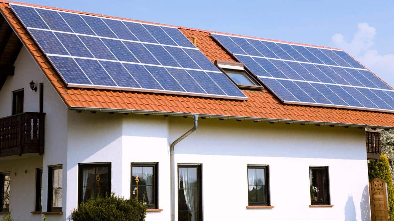How to Incorporate Passive Solar Design in New Construction